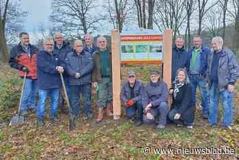 Heemkring plaatst drie nieuwe infoborden naast Bels Lijntje: “Loopgraven uit de Tweede Wereldoorlog meer aandacht geven”