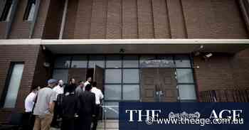 Who are the members of the Adass Israel community?