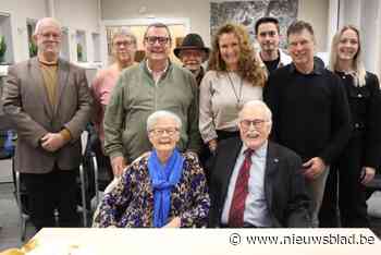 Badmintonkoppel blaast zestig kaarsjes uit