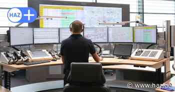 Schäden in Hannovers neuer Notrufzentrale beseitigt: Feuerwehrleute wieder vor Ort