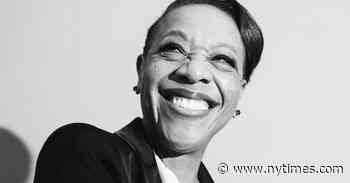 In the ’90s, She Was a Surprise Oscar Nominee. It May Happen Again.