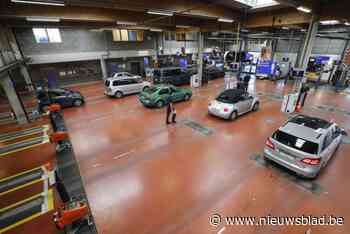 “Die auto’s dreigen straks ook een rode kaart te krijgen”: regels op autokeuring weldra opnieuw strenger