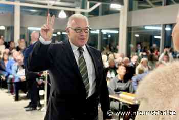 Ex-burgemeester Piet De Groote maakt comeback als eerste schepen: “Naar het verleden kijken we niet meer”