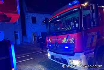 Verstopte pelletkachel zorgt voor hevige rookontwikkeling