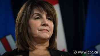 Alberta health minister signs on to federal deal for rare disease drugs