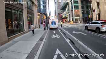Biking advocate says video of Toronto ambulance using bike lane proves importance of keeping cycling infrastructure