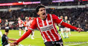 Swingende koploper PSV breekt clubrecord in galavoorstelling tegen FC Twente