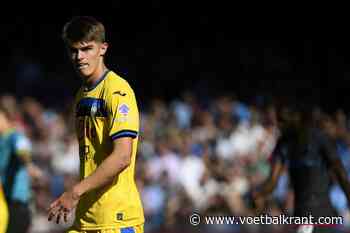 En maar lachen met Charles De Ketelaere: "Wat gaat hij doen?"