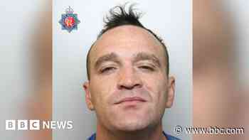 Man who rammed police officer in van jailed