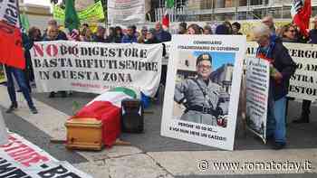 “Nessuna indulgenza”: all’ombra del Marco Aurelio sfila la contestazione per Gualtieri