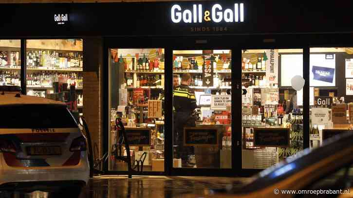 Dader gevlucht na overval op slijterij Gall& Gall