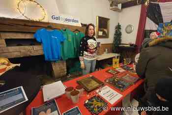 Souvenirs van Galmaarden gingen vlotjes over de toonbank: “Een vlag van Galmaarden? Pure nostalgie”