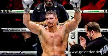 Rico Verhoeven blijft ‘King of Kickboxing’ na zinderend titelgevecht tegen Levi Rigters: ‘Geef hem applaus’