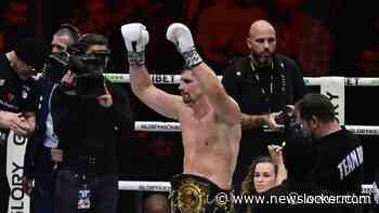 Rico Verhoeven behoudt wereldtitel na loodzwaar duel met Levi Rigters