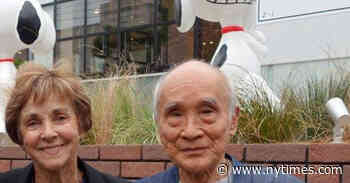 Shuntaro Tanikawa, Popular Poet and Translator of ‘Peanuts,’ Dies at 92