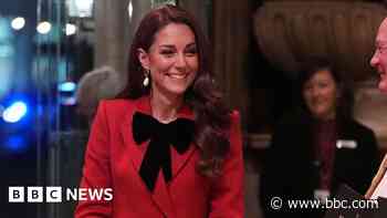 Kate joined by children as she hosts carol service