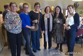 Samana Lippelo blaast vijftig kaarsjes uit