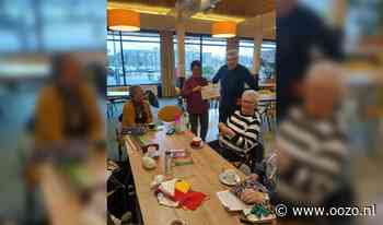 750 euro bij elkaar gebreid voor Hospice Waddinxveen