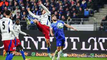 Fortuna macht's mit Blitzstart: Bei Polizins Heimpremiere geht's für Hamburger SV bergab