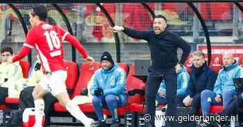 Ajax-trainer Francesco Farioli niet naar Italië voor geboorte tweede kind: ‘Ik blijf bij mijn spelers’