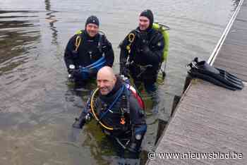 Weer of geen weer, duikers en ijsberen voelen zich in hun nopjes in duikvijver Zilvermeer: “We kijken ’s morgens niet naar het weerbericht”