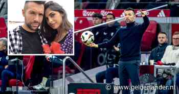 Ajax-trai­ner Farioli niet naar Italië voor geboorte tweede kind: ‘Heb mijn verplichtingen als vader en als coach’