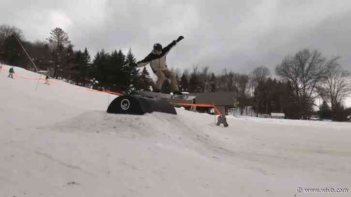 Skiers, snowboarders hit the slopes as Kissing Bridge opens for season
