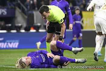 Had Dolberg niet minstens één penalty moeten krijgen? "Er gebeurde toch iets te veel"