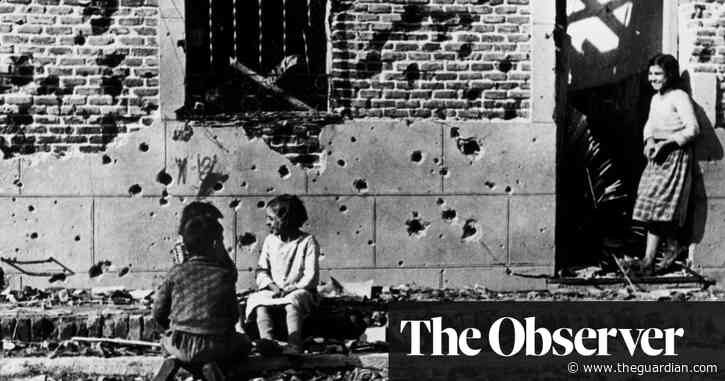 ‘We’re devastated’: anger as Madrid backtracks on museum plan for site of Robert Capa’s famous civil war photo