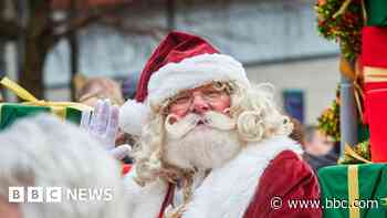 Thousands watch city's Christmas parade
