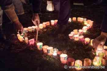 Troostplek Mol-Gompel oord van herdenking tijdens Wereldlichtjesdag