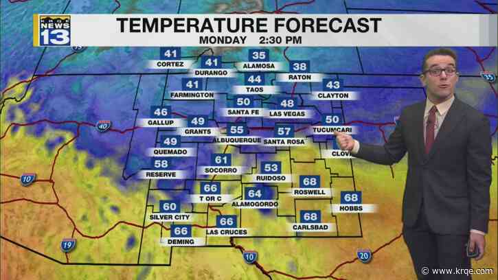 Northern snowstorm and colder air move into New Mexico