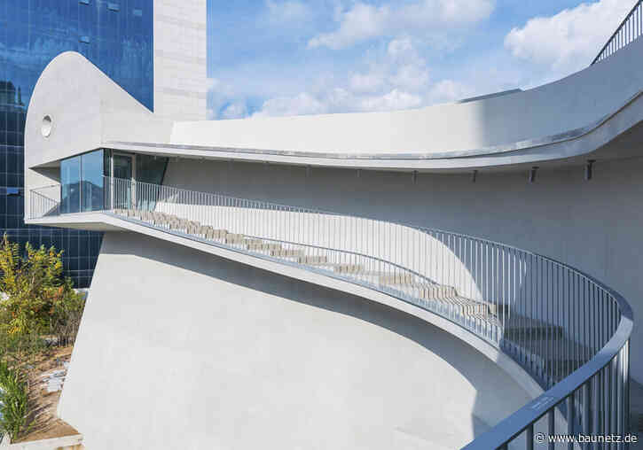 Schwungvoll durch die Nachbarschaft
 - Tempel in Seoul von Mass Studies