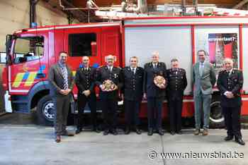 Brandweerpost Deinze zone Centrum zet in jubileumjaar verdienstelijke leden in de bloemetjes
