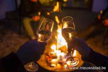 Commons Lab en studenten AP hogeschool organiseren wintermarkt aan Sint-Amanduskerk