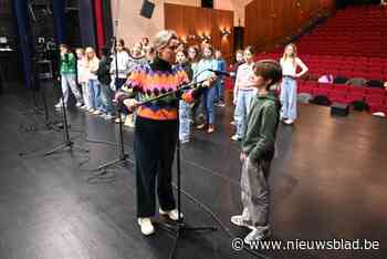 Gemeentelijke basisschool voert al 30 (!) jaar kerstmusical op: “Geëvolueerd tot totaalspektakel”