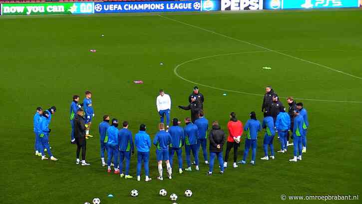 Bosz loopt niet mee in de polonaise: 'Slechte wedstrijd ligt om de hoek'