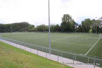Voetbalclub krijgt tribune op domein Steenberg