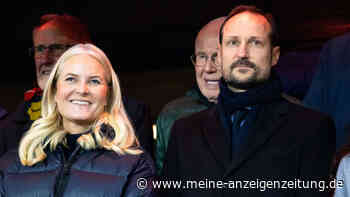 Mette-Marit strahlt bei Auftritt mit Haakon – trotz neuer Umfrageklatsche