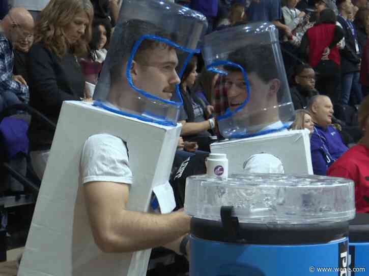 Taylor University's Silent Night: One of the best traditions in college basketball