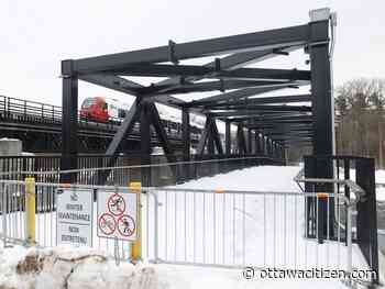 Rideau River bridge at Carleton University closed for winter — unexpectedly