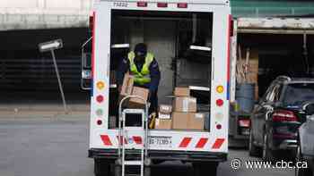 Union says it met with Canada Post for first time since mediator suspended talks