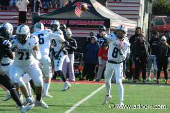 W-L, Yorktown football players chosen to all-region teams