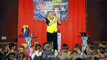 Zauberer „Hardy“ verabschiedet sich von der Bühne