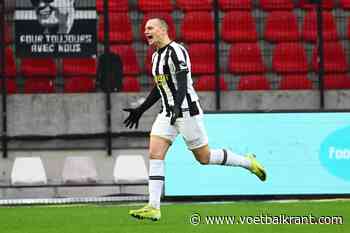 Hij viel op training zelfs naast de ploeg: JPL-club heeft vijf (!) spitsen, maar vindt er eentje bij de beloften