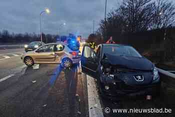 Twee auto’s botsen op E313 in Diepenbeek