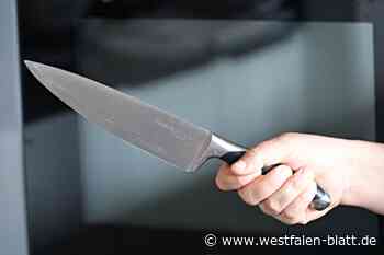 Streit eines Paares endet mit Fenstersprung und Messerangriff