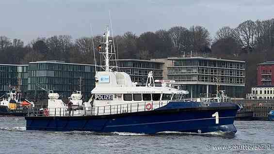 Hamburg verwelkomt eerste hybride politieboot
