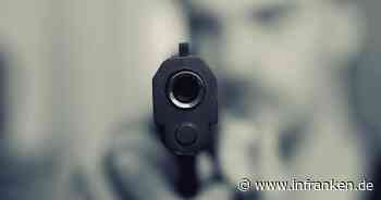 Kreis Kitzingen: Mit Messer und vorgehaltener Pistole - Jugendliche (16) rauben Gleichaltrigen aus