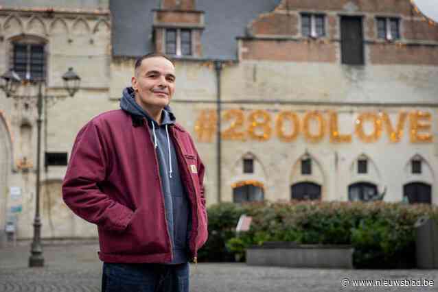 Creatieve duizendpoot Pita Saïd staat al dertig jaar op de planken: “‘Tien om te Zien’ was leuk, maar jongeren helpen maakt me echt trots”